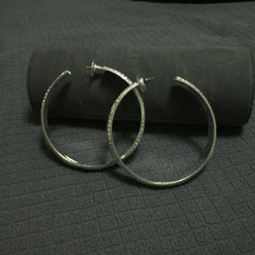 BEBÉ BEDAZZLED RHINESTONE HOOP EARINGS.